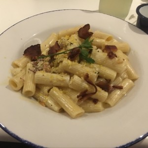 pasta a la carbonara