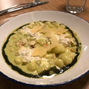Gnocchi Al Pesto Rustico