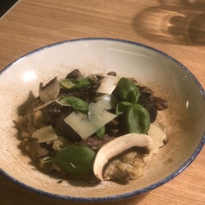 risotto hongos y filete