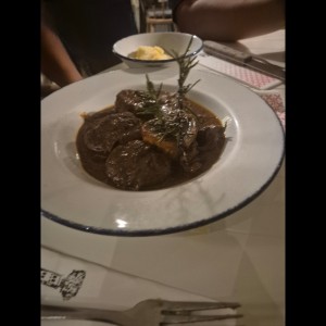 Secondi Piatti - Ossobuco