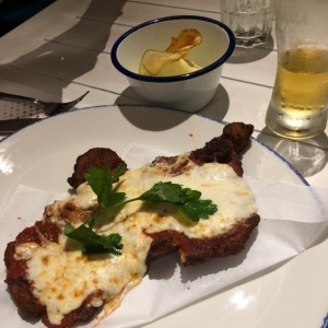 milanesa de pollo con pure