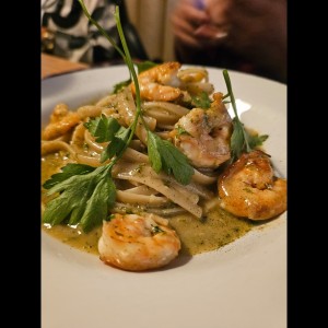 Fetuccini Aglio, Olio E Gamberetti