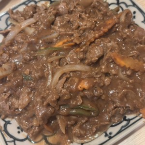 Carne de res a la pimienta