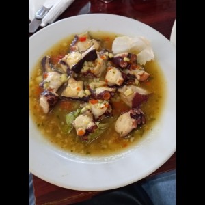 Mariscos - Pulpo Al Ajillo