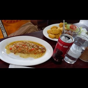 Mariscos - Corvina al Ajillo