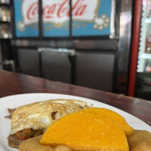 Desayunos - Bistec a Caballo