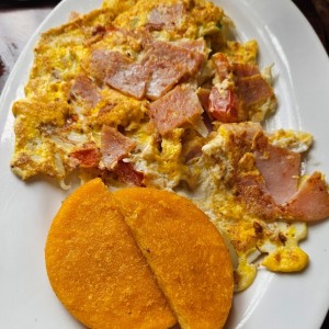 Desayunos - Omelet de Jamon
