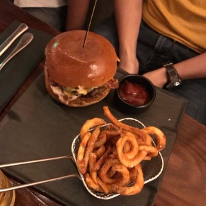 Malo Burgers