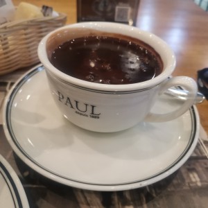 Fui especialmente por este chocolatito caliente y es toda una deliciosa? (ojo el chocolate es super puro).