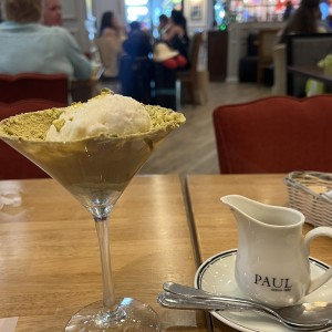 Affogato de pistachio