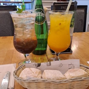 Soft Drinks + Entrada
