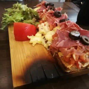 tartines de proshuto