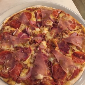 pizza 4 carnes 