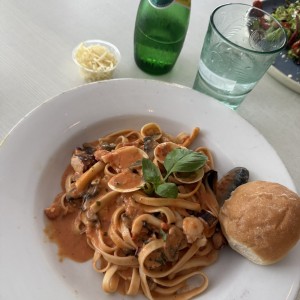 Plato aglio rosso
