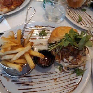 hamburguesa carbonara