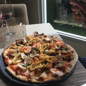 pizza con frutti d?mare