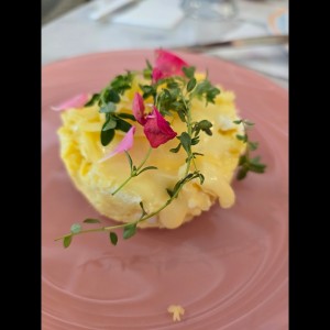 Huevos con queso 