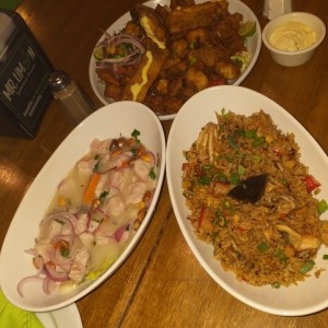 ceviche tradicional, arroz chaufa mixto y jalea de marisco
