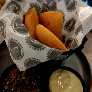 Trio de empanadas - Entradas