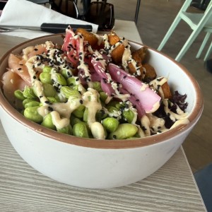 Salmon poke
