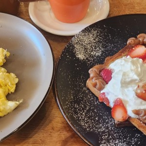 La Francesita y huevos revueltos