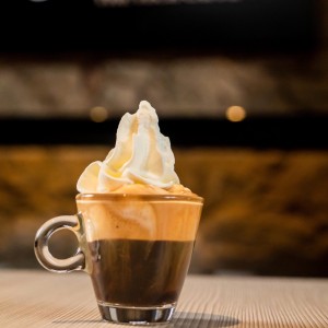 Cafe Macchiato con panna !! 