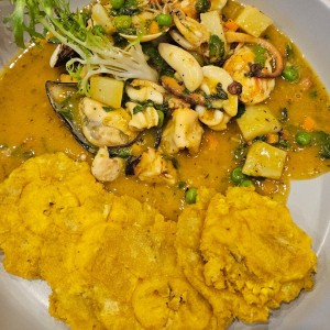 Cau cau de Mariscos