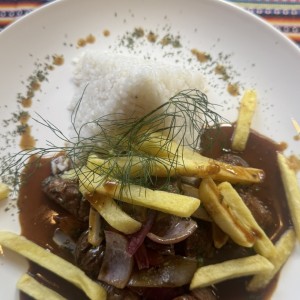Lomo Saltado