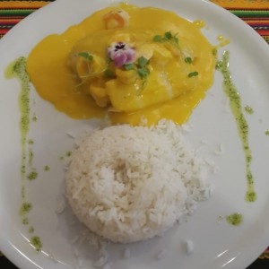 corvina rellena de camarones