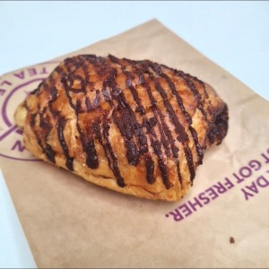 Pain Au Chocolat 