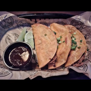 birria tacos