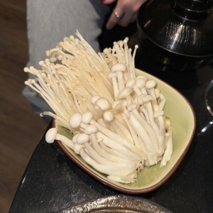 Enokis 