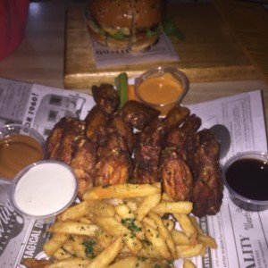 alitas de la casa