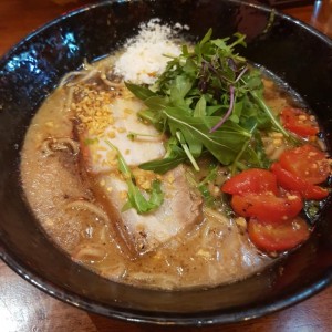 Garlic tokontsu 