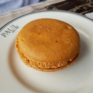 Macaron de Caramelo Salado