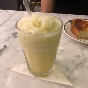limonada de hierbabuena