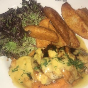 Pollo relleno de espinacas