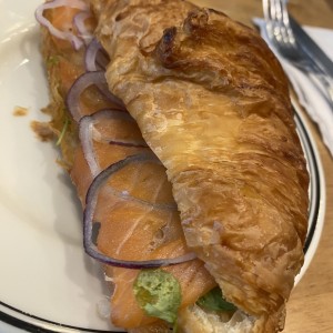 Croissant au Saumon Fumé