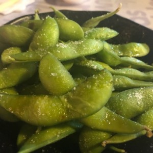 EDAMAME (love it) tenia vinagre!!