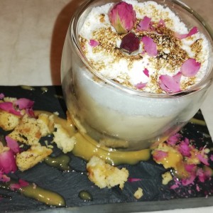 Bizcocho de coco con crema de raspadura