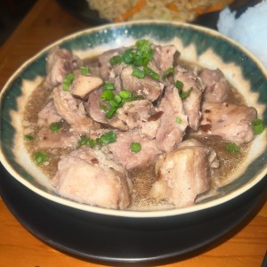 29. Costillita de cerdo en salsa de frijoles negros