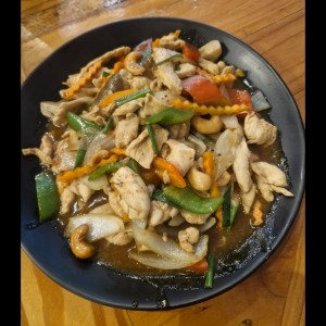 17. Pad Med Mamuang