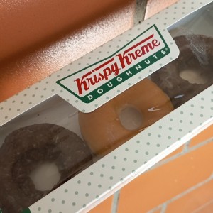 Share box 3, brownie y original glaced