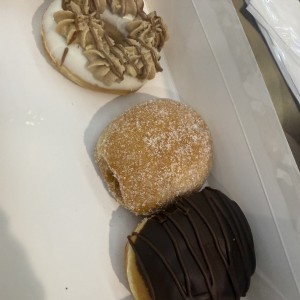 Dona Cubierta de Chocolate