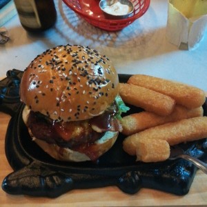 Hamburguesa de la casa