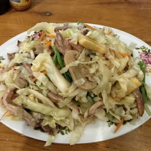 Chop suey de puerco