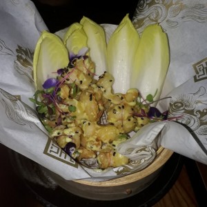 camarones con wasabi y endivias