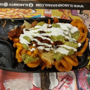 Smoked pork poutine