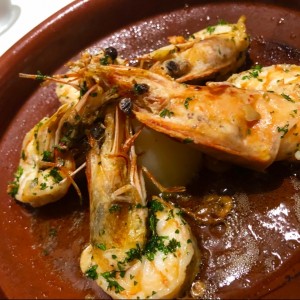 LANGOSTINOS AL AJILLO
