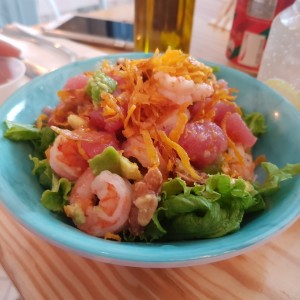 poke con camarones